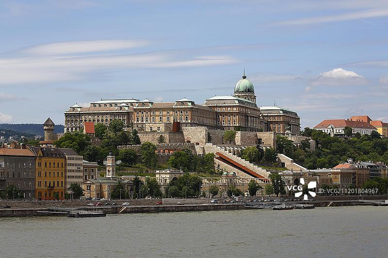 多瑙河畔的城堡宫殿，城堡区，布达佩斯，匈牙利，欧洲图片素材