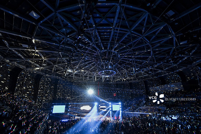 灯光璀璨的演唱会现场图片素材