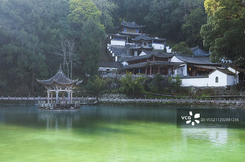 云南省保山市腾冲市和顺古镇龙凤亭景点和元龙阁景点图片素材