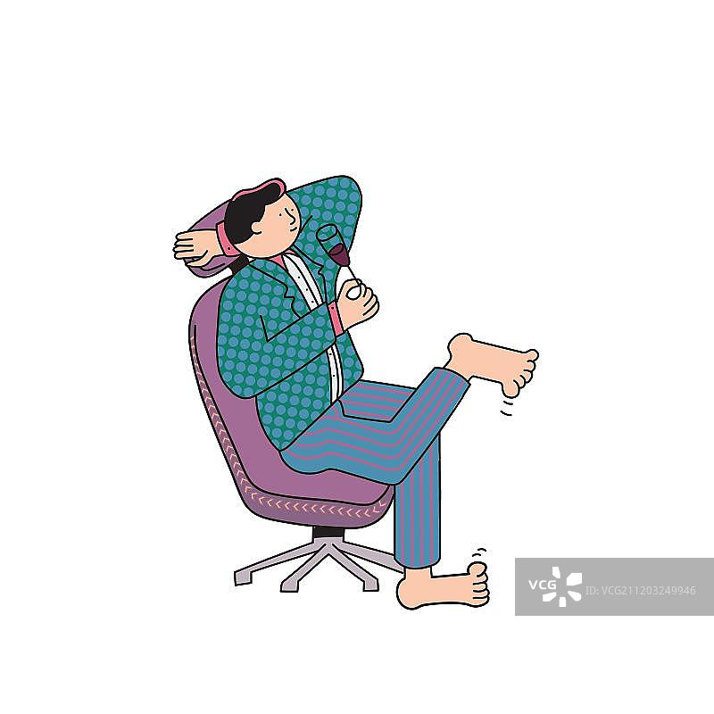 坐在椅子上喝酒的男性图片素材