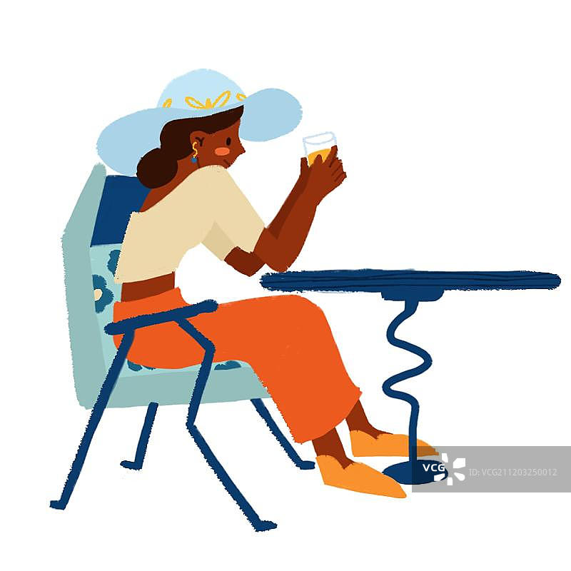 坐着喝饮料的女性图片素材