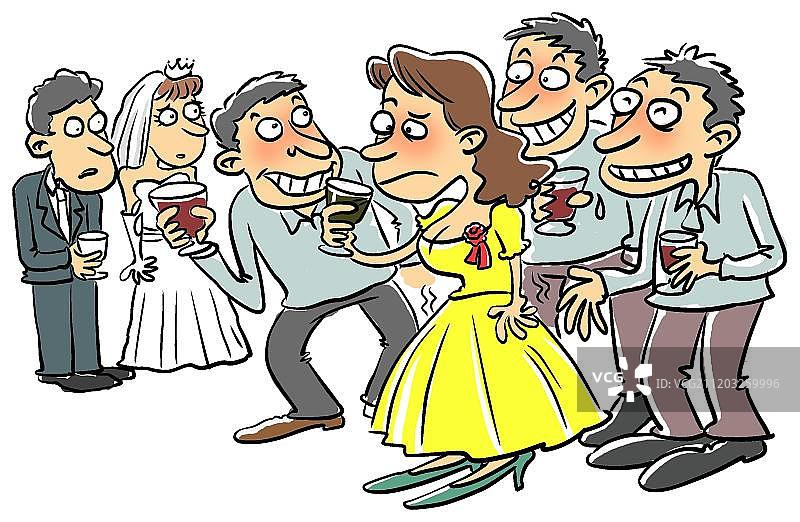 婚礼上灌酒伴娘图片素材