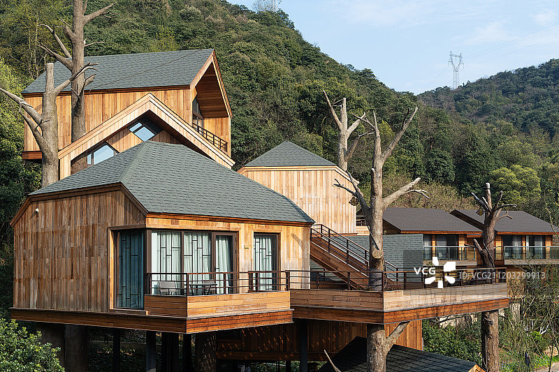 山上的小木屋图片素材