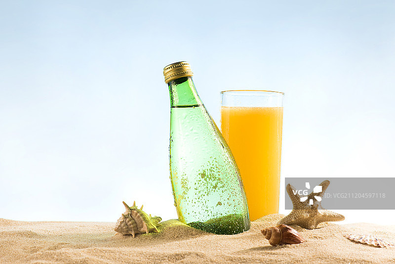 沙滩果汁图片素材