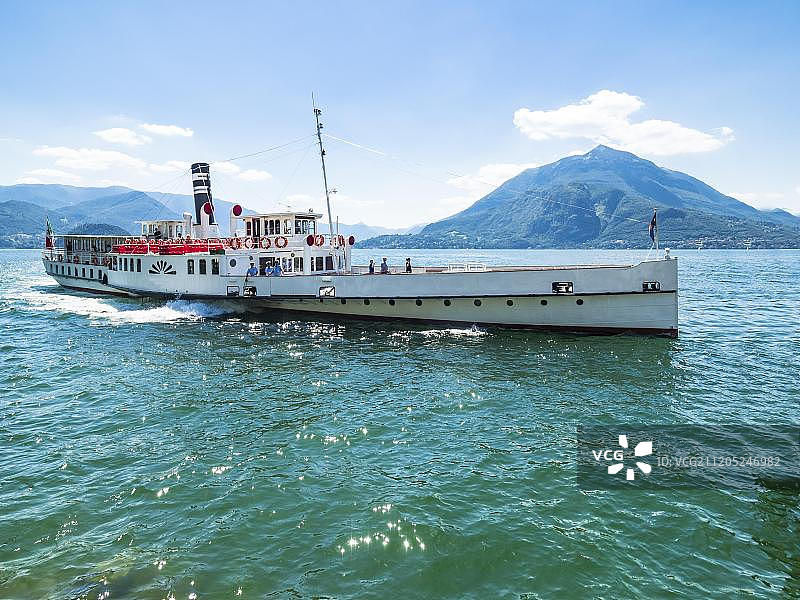 旧式明轮船，瓦伦纳，科莫湖，意大利伦巴第科莫省图片素材