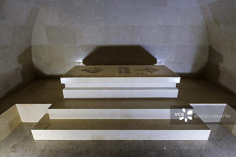 涅戈什陵墓地下室：位于黑山采蒂涅附近洛夫琴国家公园耶泽尔斯基峰图片素材