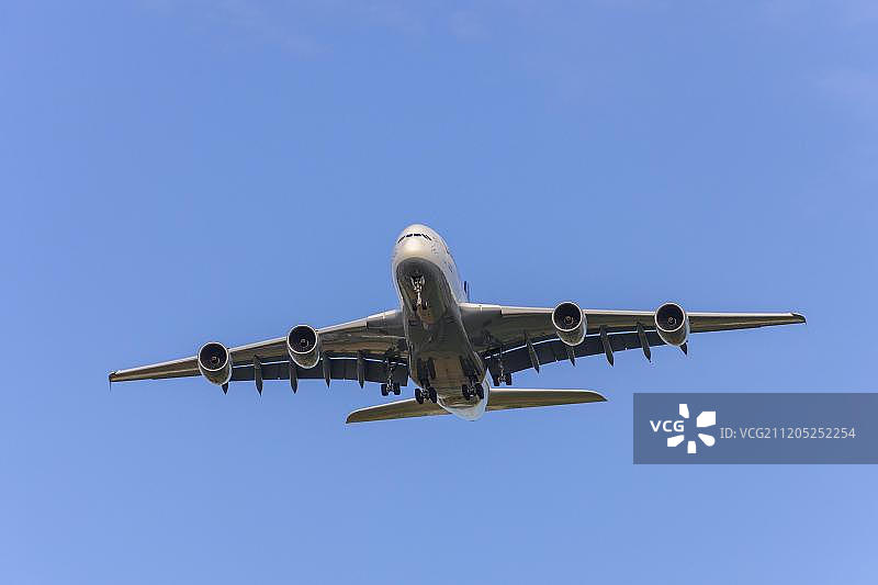 汉莎航空空客A380-800型飞机起飞，斯图加特，巴登-符腾堡州，德国，欧洲图片素材