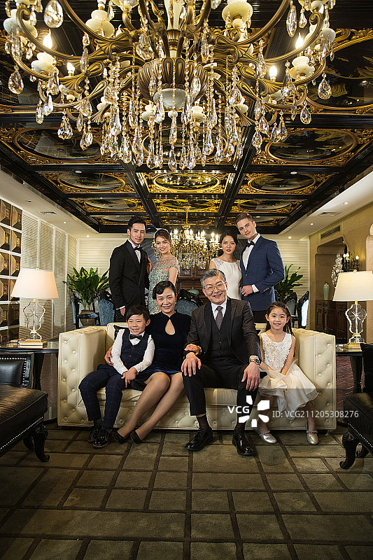 名门望族家庭聚会图片素材