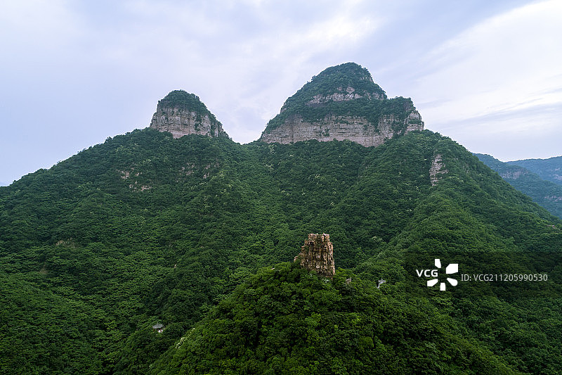 航拍石家庄赞皇县棋盘山风景区图片素材