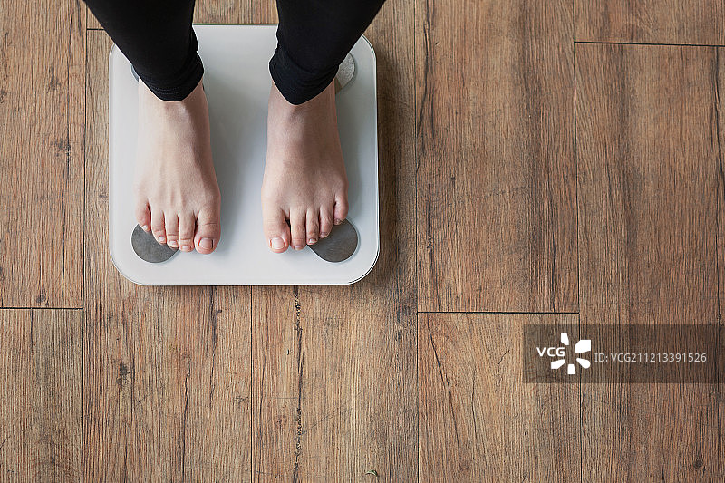 饮食：体重秤图片素材