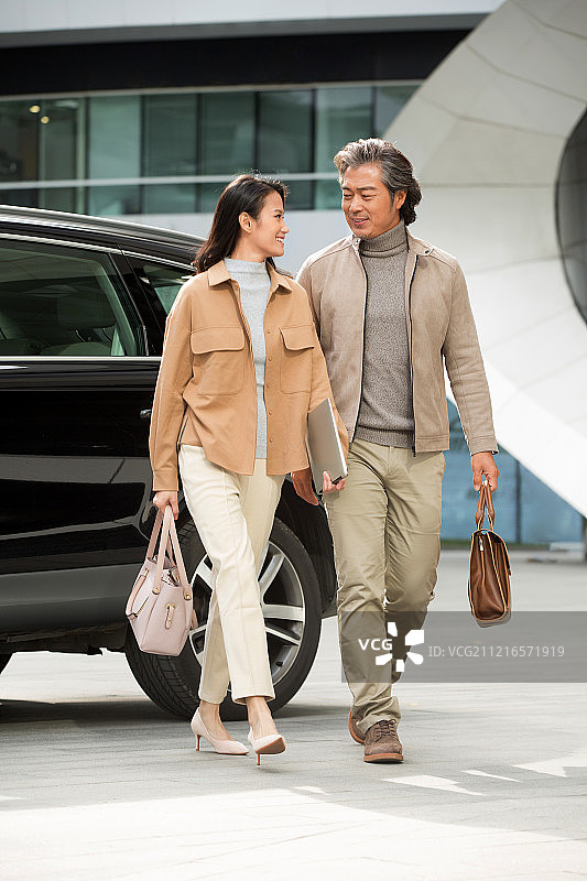 自信的商务人士图片素材