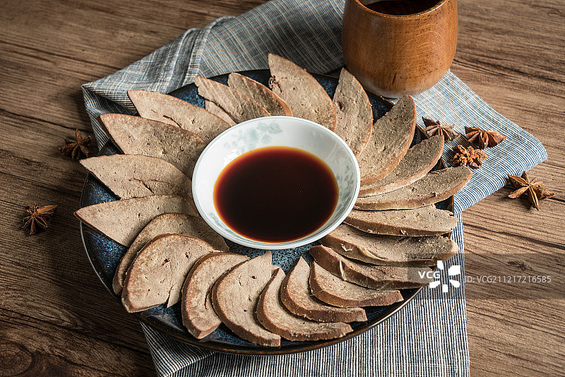 猪肝与醋，创意摆盘图片素材