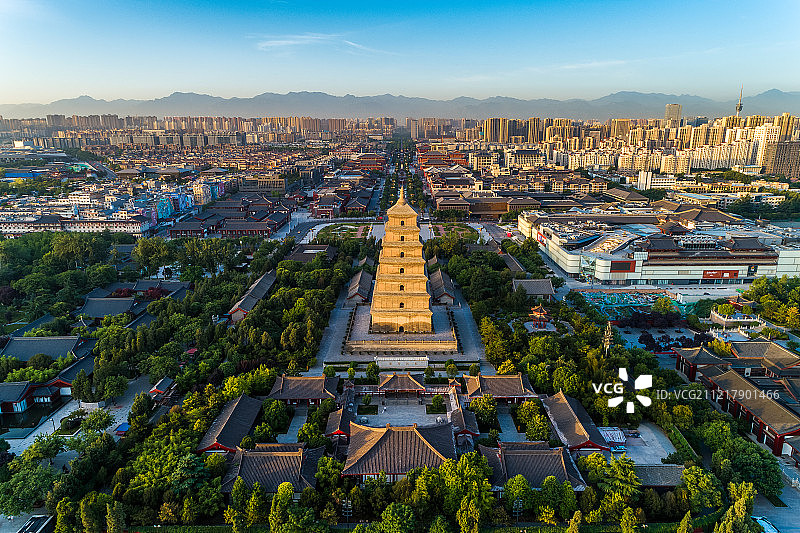 航拍西安大雁塔景区图片素材
