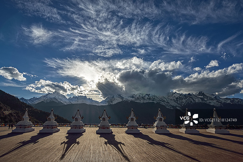 梅里雪山风光图片素材