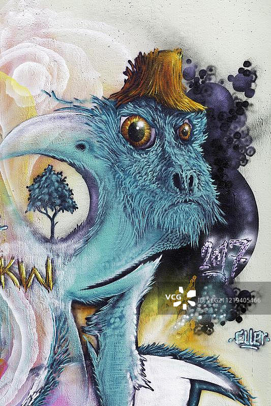 大眼睛帽子的奇幻动物涂鸦，德国北莱茵-威斯特法伦州杜塞尔多夫-埃勒图片素材