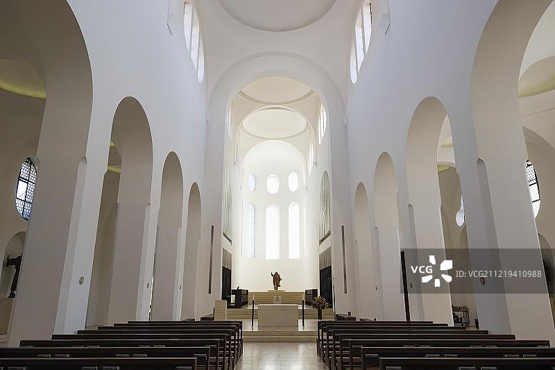 莫里茨教堂，德国巴伐利亚施瓦本奥格斯堡图片素材