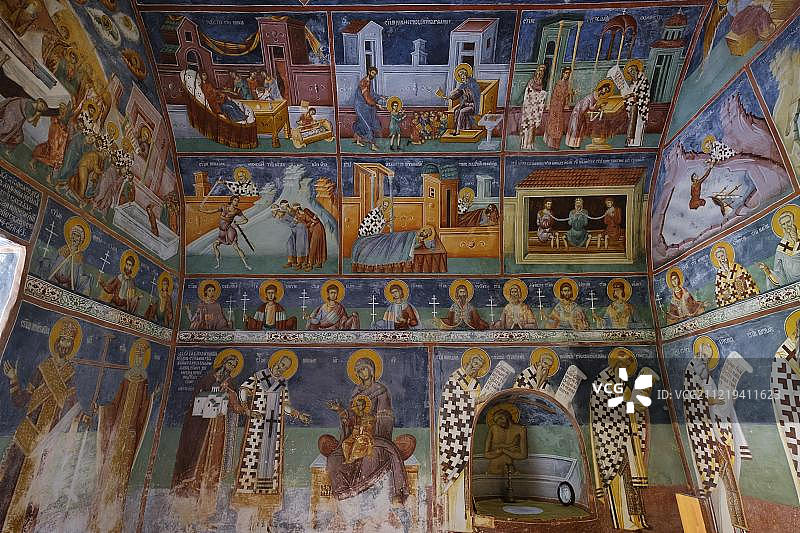 黑山科拉辛附近莫拉卡修道院圣尼古拉斯教堂的壁画图片素材