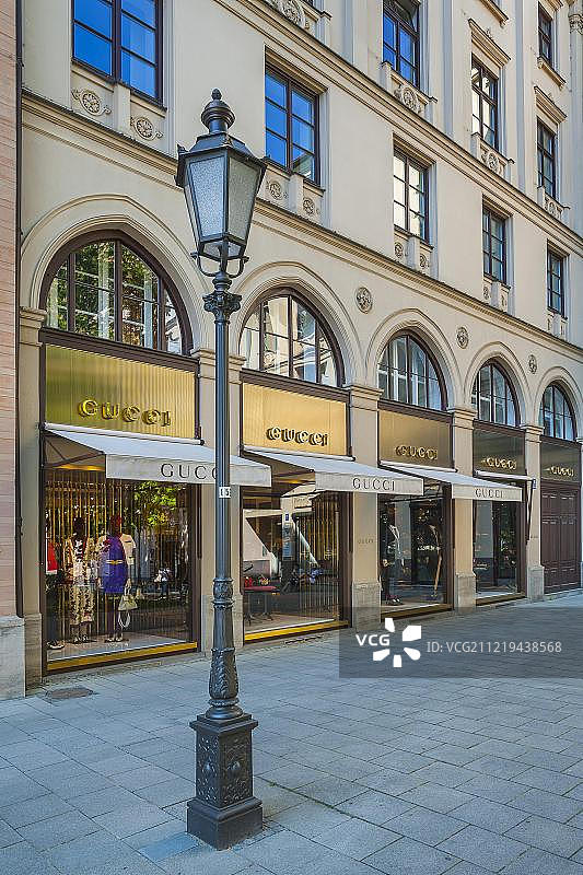 古驰时装店的店面橱窗（德国慕尼黑马克西米利安大街）图片素材