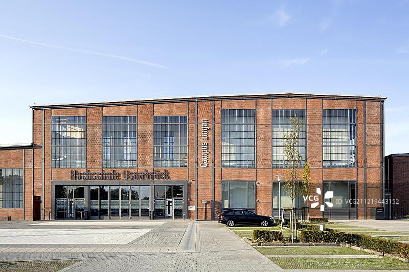 奥斯纳布吕克应用科学大学林根校区管理、文化和技术学院，德国下萨克森州埃姆斯兰林根图片素材
