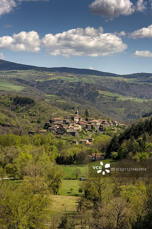 法国奥弗涅上卢瓦尔省的圣阿尔孔村图片素材