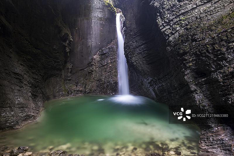 斯洛文尼亚科巴里德附近的科兹亚克瀑布图片素材