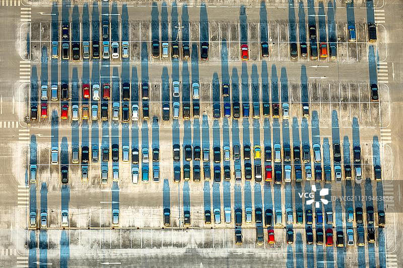 德国多特蒙德亚马逊物流中心鸟瞰图片素材