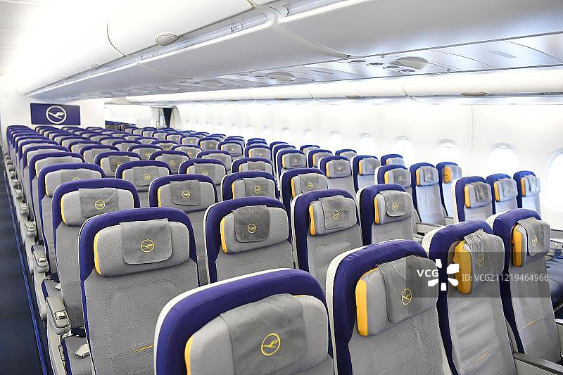 汉莎航空A380-800经济舱下层客舱图片素材