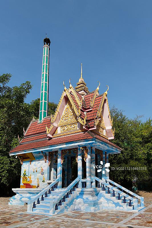 泰国孔敬府Wat Pa Thamma Utthayan寺色彩鲜艳的火葬场图片素材