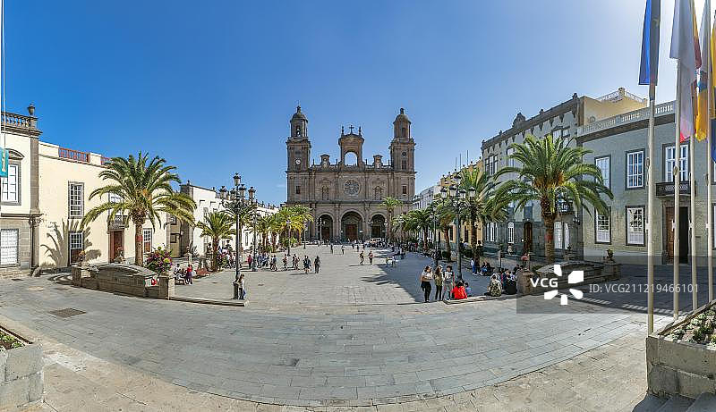 西班牙大加那利岛拉斯帕尔马斯圣安娜广场和圣安娜大教堂图片素材