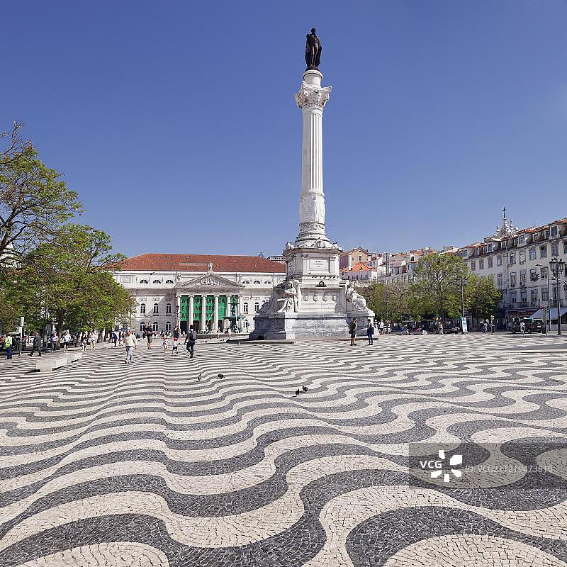葡萄牙里斯本罗西奥广场佩德罗四世纪念碑图片素材