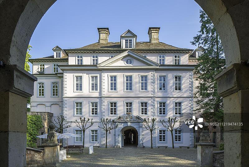 皮尔蒙特城堡，德国下萨克森州巴特皮尔蒙特图片素材