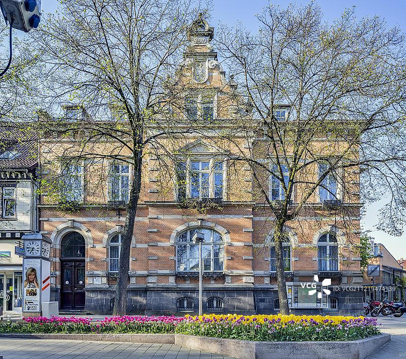 巴特皮尔蒙特市政厅，前帝国邮局，位于德国下萨克森州巴特皮尔蒙特图片素材