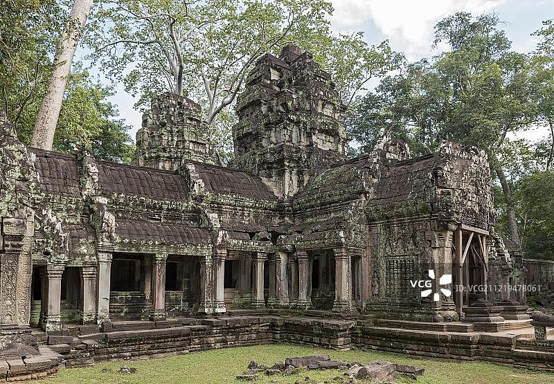 柬埔寨吴哥窟塔布笼寺中心圣殿图片素材