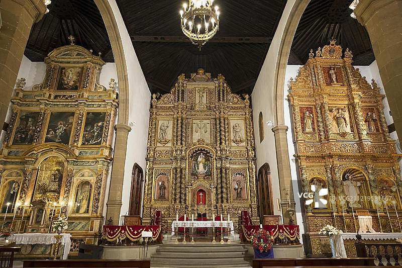 西班牙特内里费岛佩纳德弗朗西亚圣母教堂的圣坛图片素材