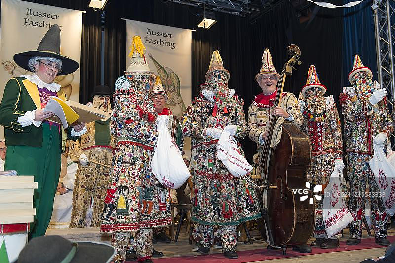 奥塞狂欢节，小丑授予联合国教科文组织遗产，奥地利施蒂利亚州巴德奥塞，欧洲图片素材