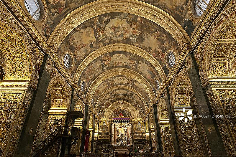 马耳他瓦莱塔圣约翰副主教座堂巴洛克风格内景图片素材