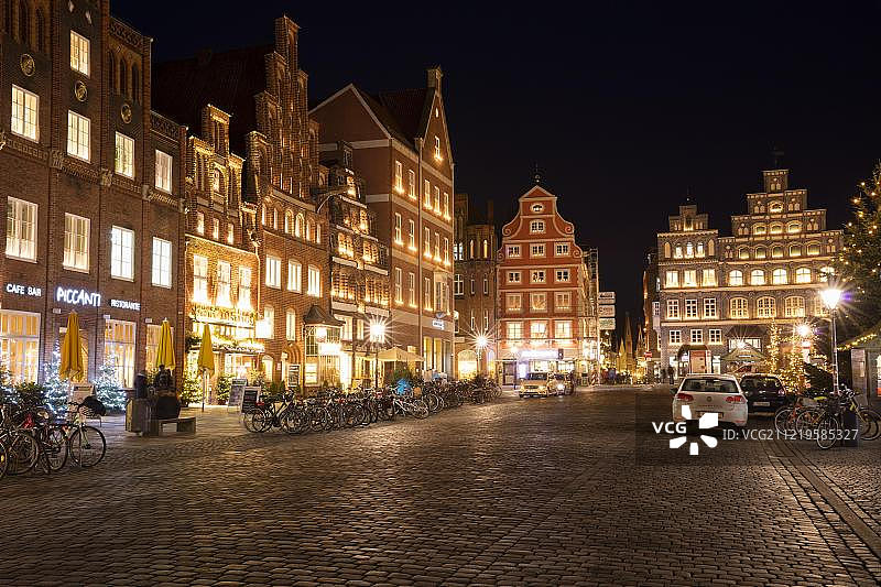 山墙房屋，桑德广场，吕内堡，德国下萨克森州，欧洲图片素材