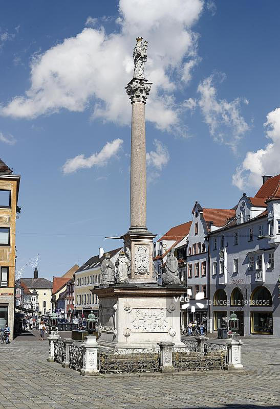 弗赖辛的玛丽安广场和玛丽安柱图片素材