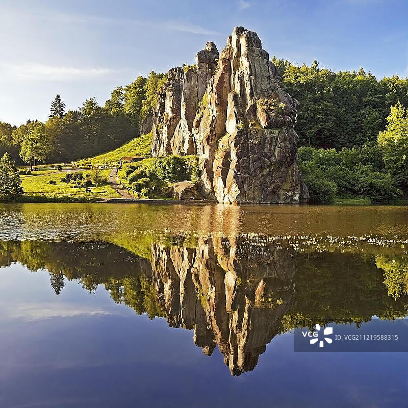 Extern石头群，条顿堡森林，霍恩-巴特明贝格，北莱茵-威斯特法伦州，德国，欧洲图片素材