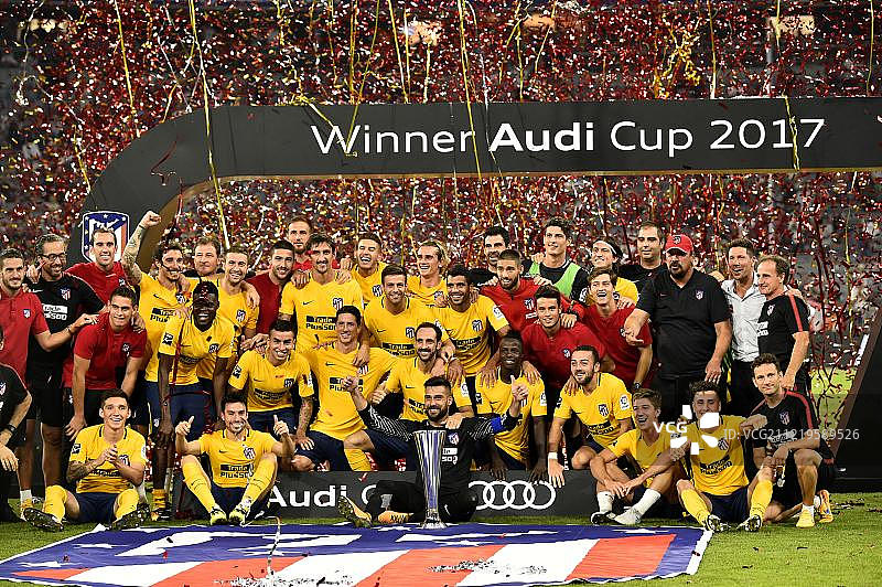 马德里竞技队赢得2017奥迪杯，安联竞技场，慕尼黑，巴伐利亚，德国，欧洲图片素材