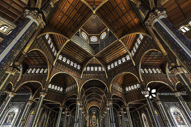 卡塔戈大教堂内部景观，位于哥斯达黎加图片素材