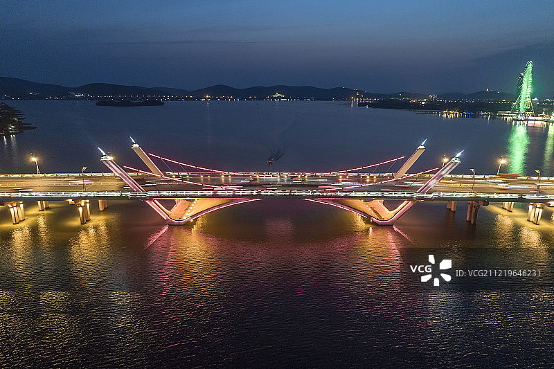 无锡 蠡湖大桥 夜景航拍图片素材