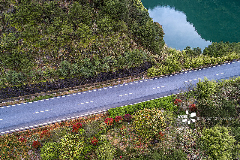 浙江 杭州 淳安县 千岛湖 汽车公路片 航拍图片素材
