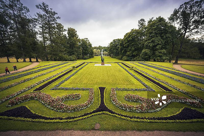 俄罗斯圣彼得堡凯瑟琳宫花园图片素材