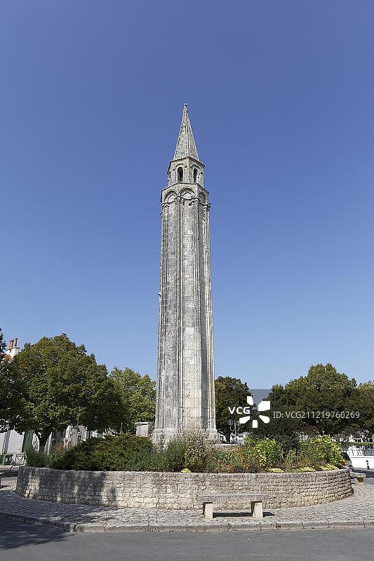 奥莱龙岛圣皮埃尔的哥特式死亡灯笼，法国滨海夏朗德省，欧洲图片素材