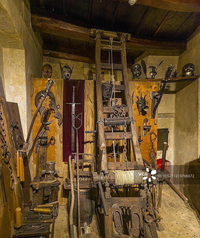 布拉格城堡的中世纪酷刑刑具图片素材