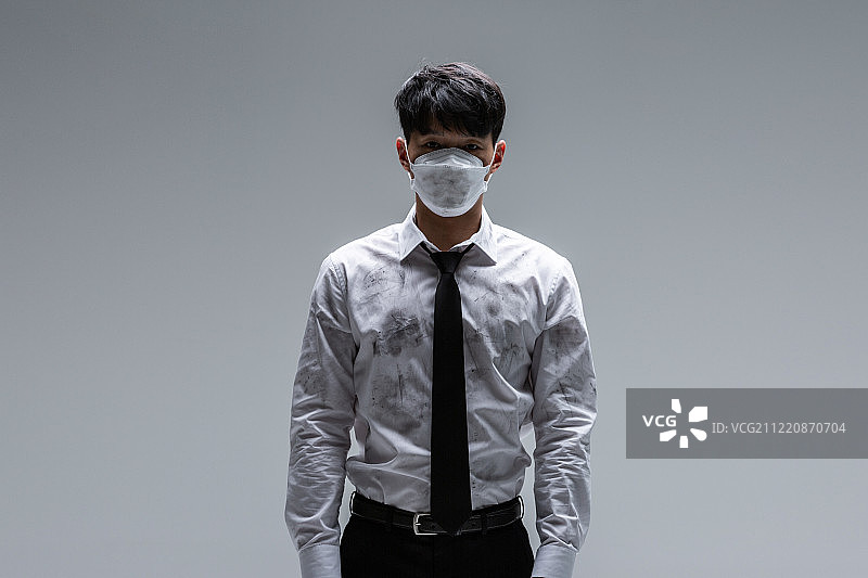 韩国空气污染：雾霾和口罩图片素材