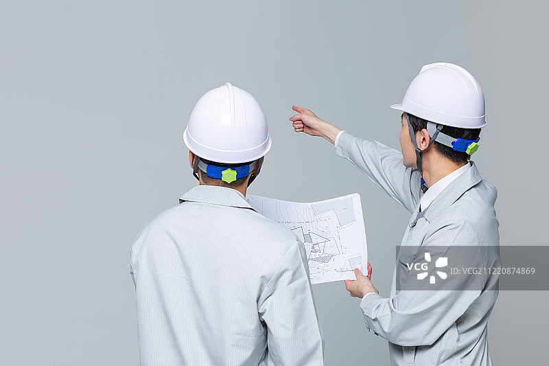 韩国建筑工地团队合作蓝图图片素材