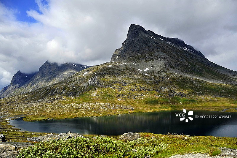挪威湖泊图片素材