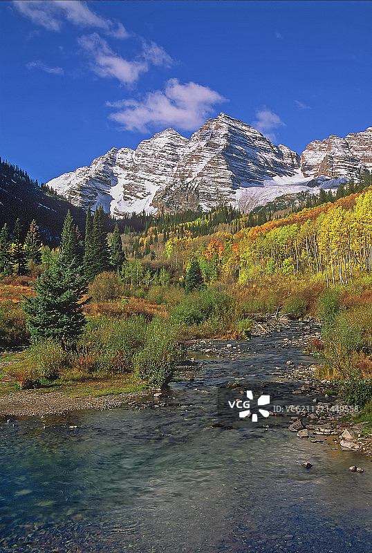 钟声的秋色图片素材